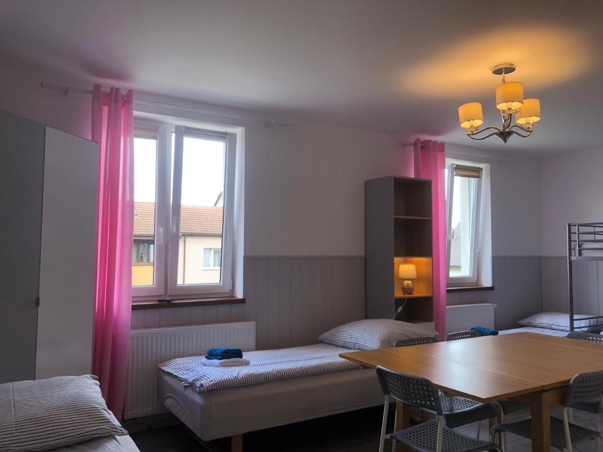 Pokoje Goscinne U Znajomej Ujście-Darłowskie Exterior foto