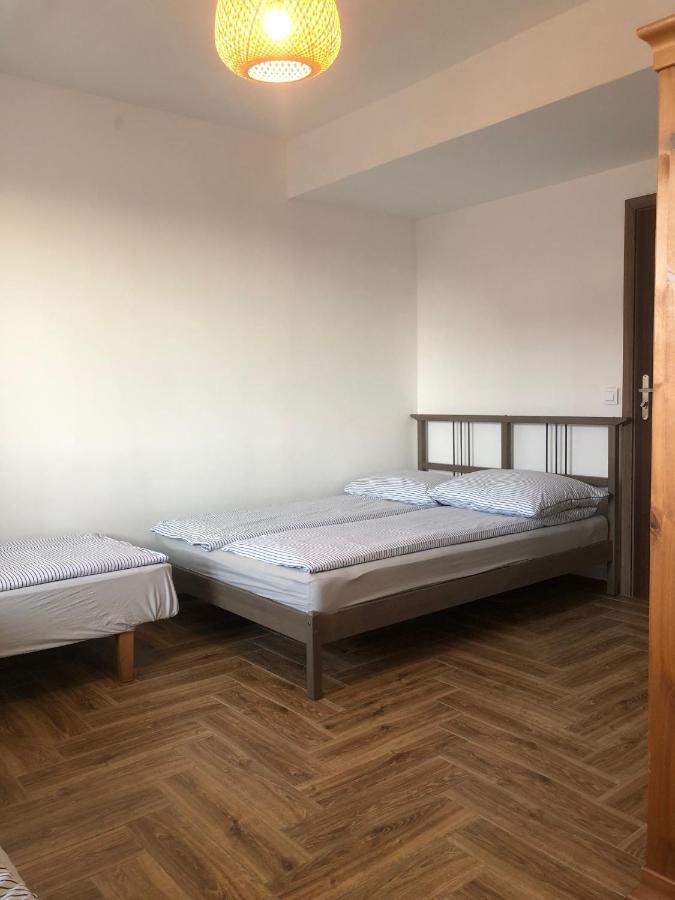 Pokoje Goscinne U Znajomej Ujście-Darłowskie Exterior foto